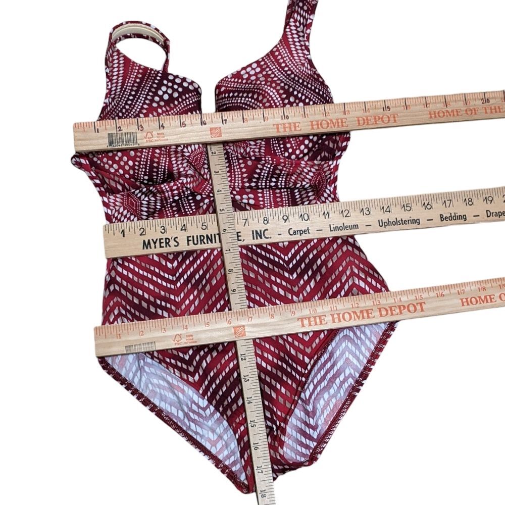 Miraclesuit Babylon crisscross panel escape red one piece beach summer shapewear - Picture 3 of 11